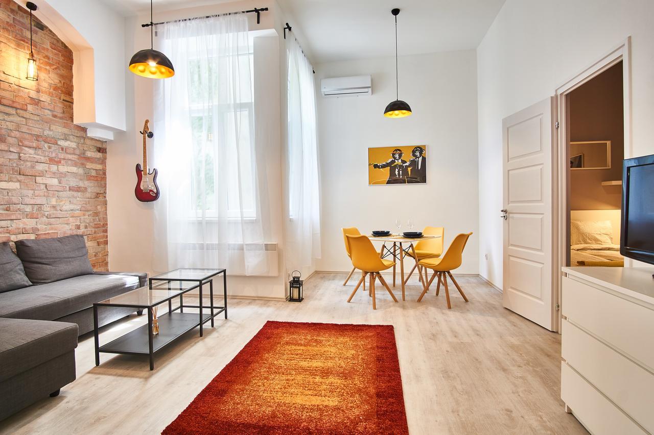 Design Apartment In The City Center With Ac 부다페스트 외부 사진